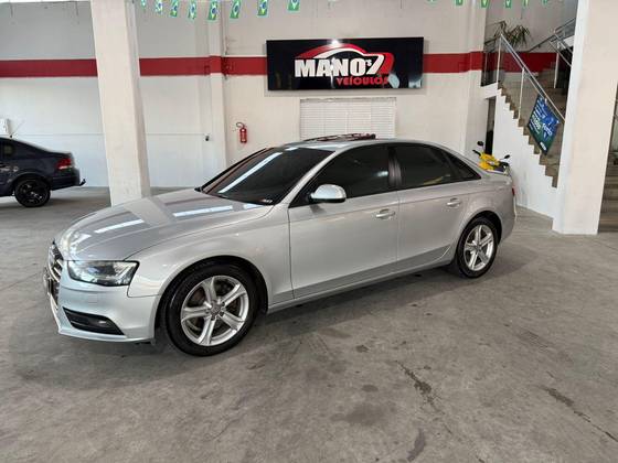 AUDI A4 2.0 TFSI ATTRACTION 180CV GASOLINA 4P MULTITRONIC